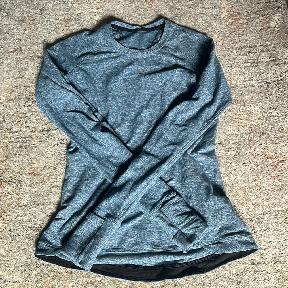 Lululemon Runderful Long sleeve Running Top. Size 4